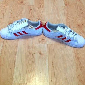 Adidas Superstar